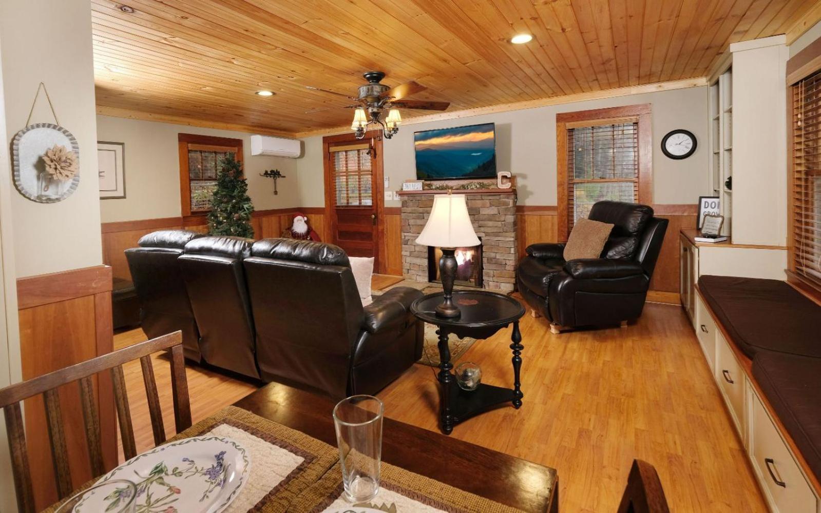 Karens Cozy Cottage Gatlinburg Zewnętrze zdjęcie